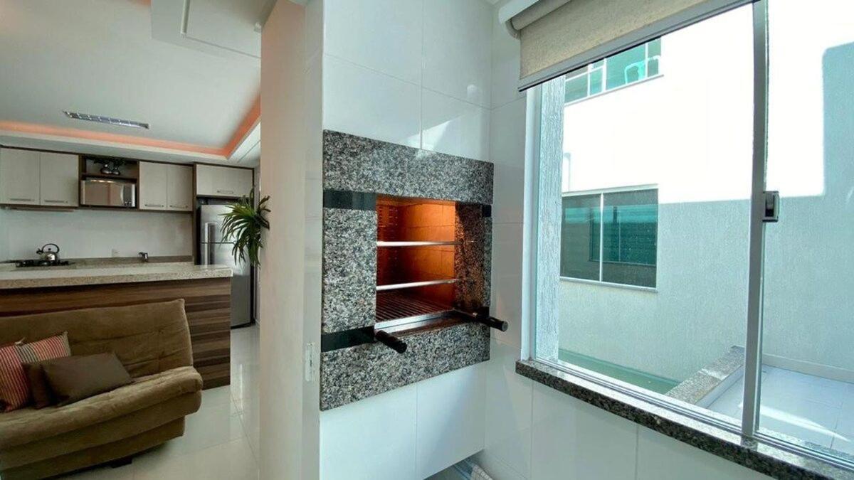 Solar Das Ilhas - Aconchegante Apartamento Na Linda Praia De 4 Ilhas Bombinhas Zewnętrze zdjęcie
