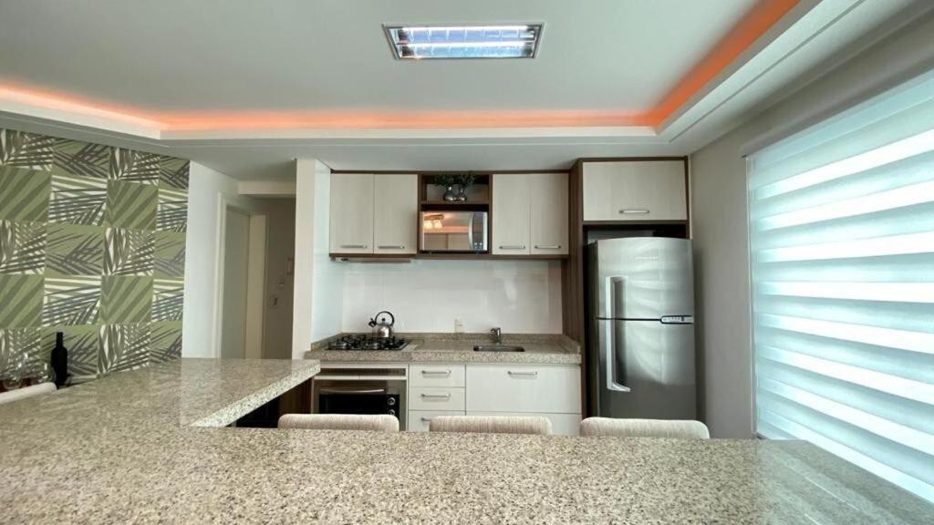 Solar Das Ilhas - Aconchegante Apartamento Na Linda Praia De 4 Ilhas Bombinhas Zewnętrze zdjęcie