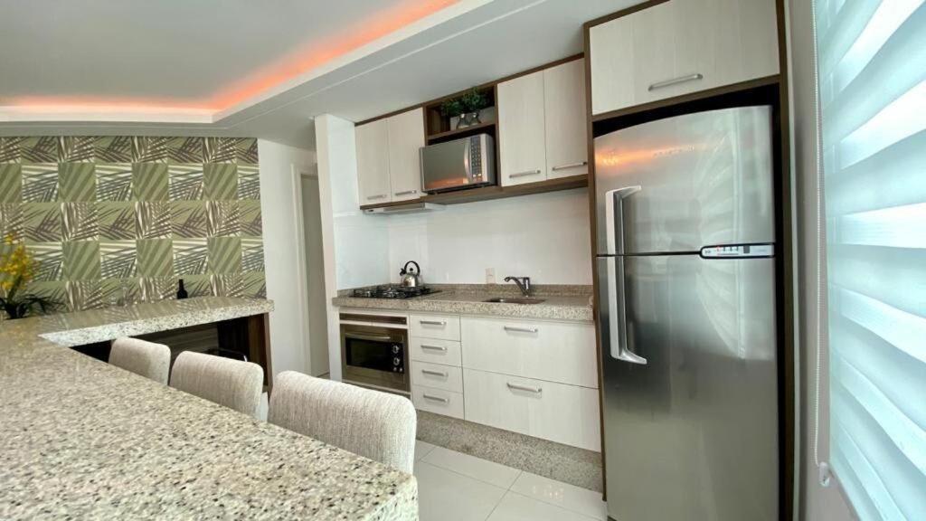 Solar Das Ilhas - Aconchegante Apartamento Na Linda Praia De 4 Ilhas Bombinhas Zewnętrze zdjęcie